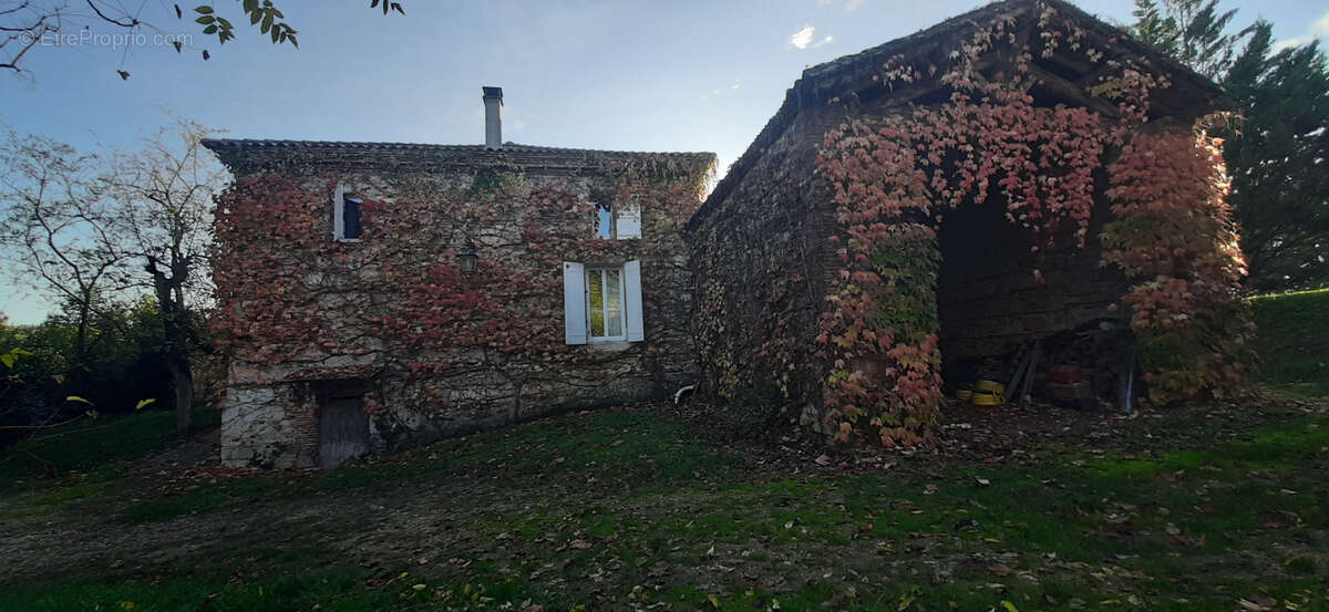 Maison à DONZAC