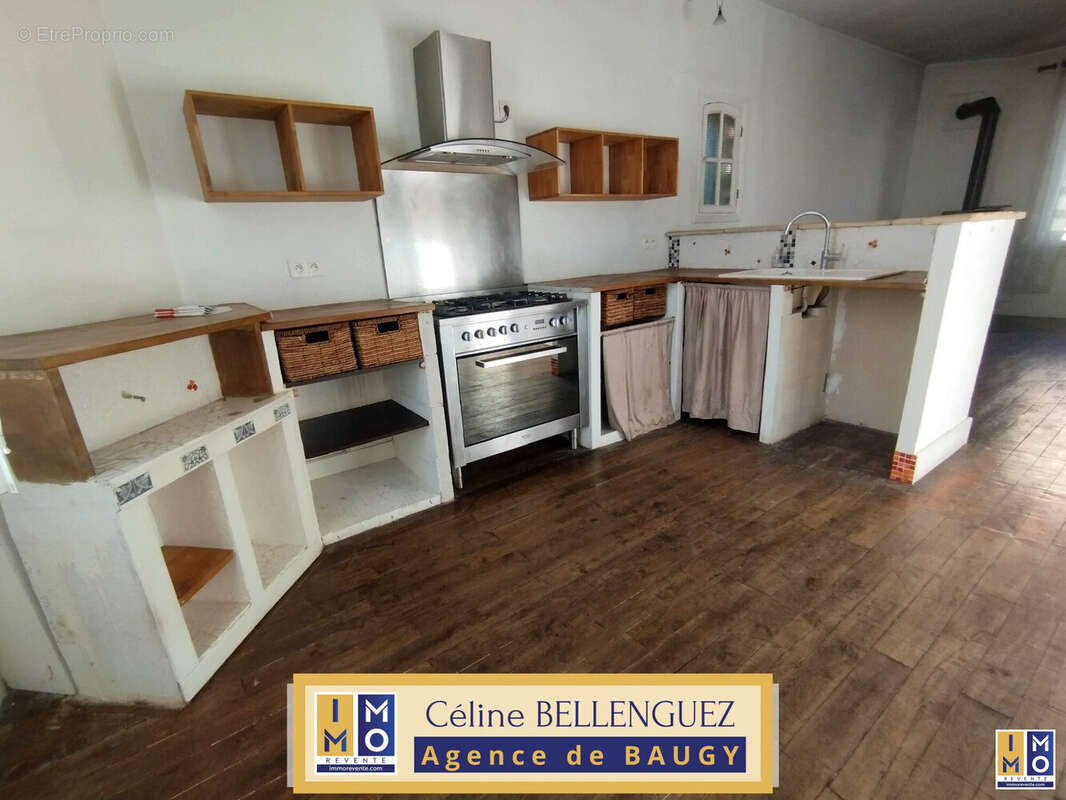 Maison à SAINT-DOULCHARD