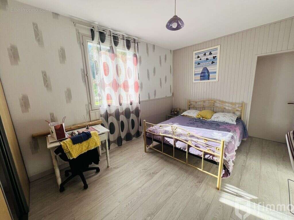 Maison à MONTPON-MENESTEROL