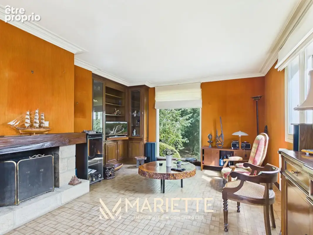 "CELESTINE", Melgven bourg maison avec travaux de 122 m2 sur joli terrain arboré - photo 2