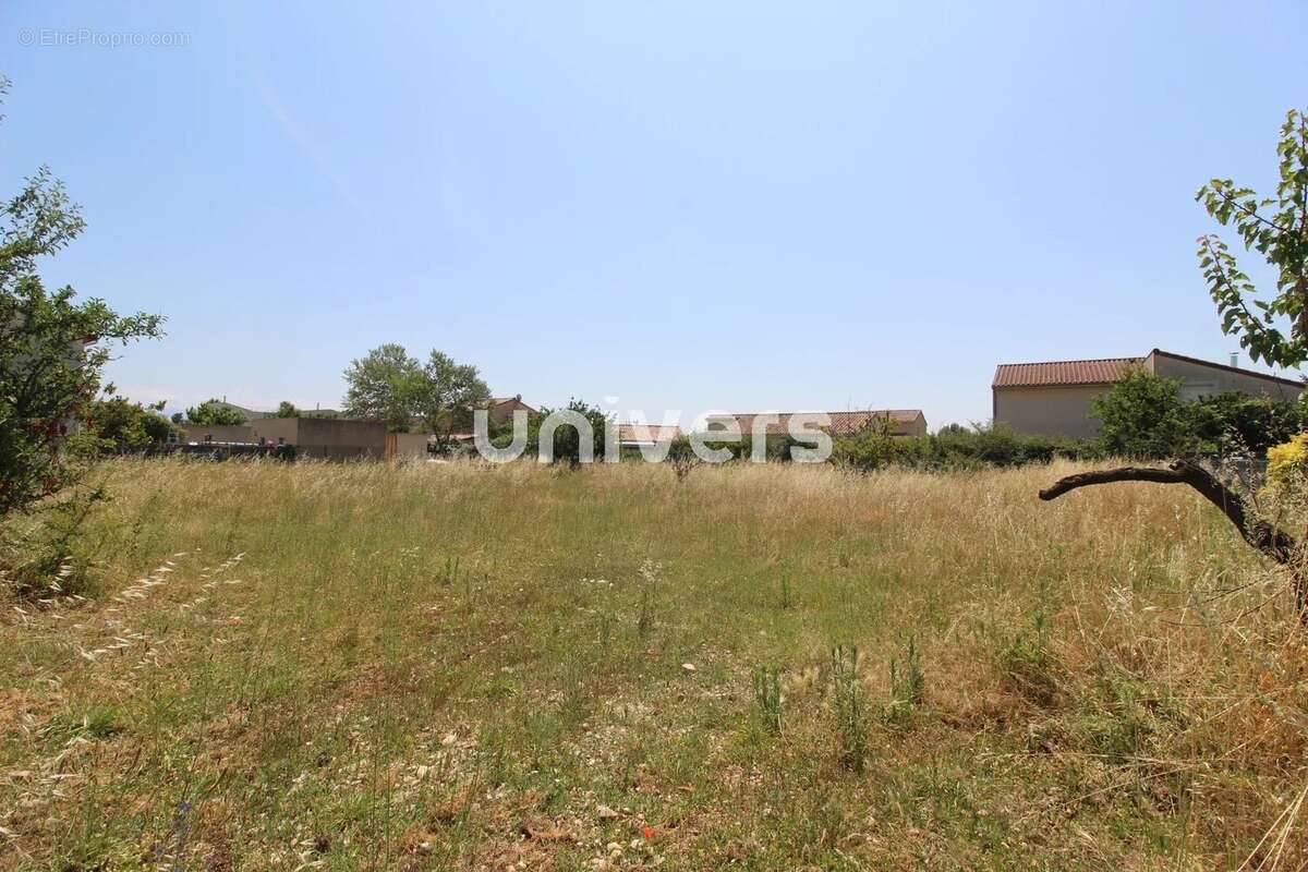 Terrain à BOURG-LES-VALENCE