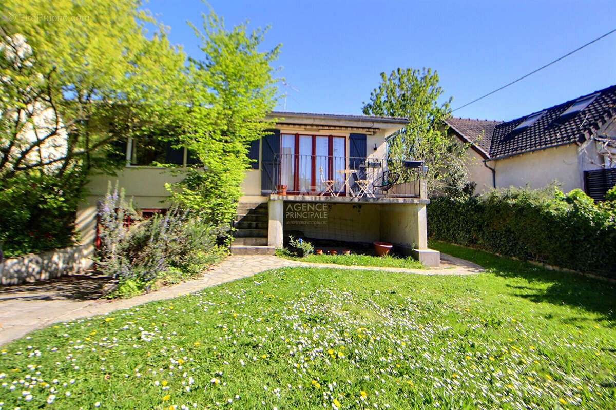 Maison à TRIEL-SUR-SEINE