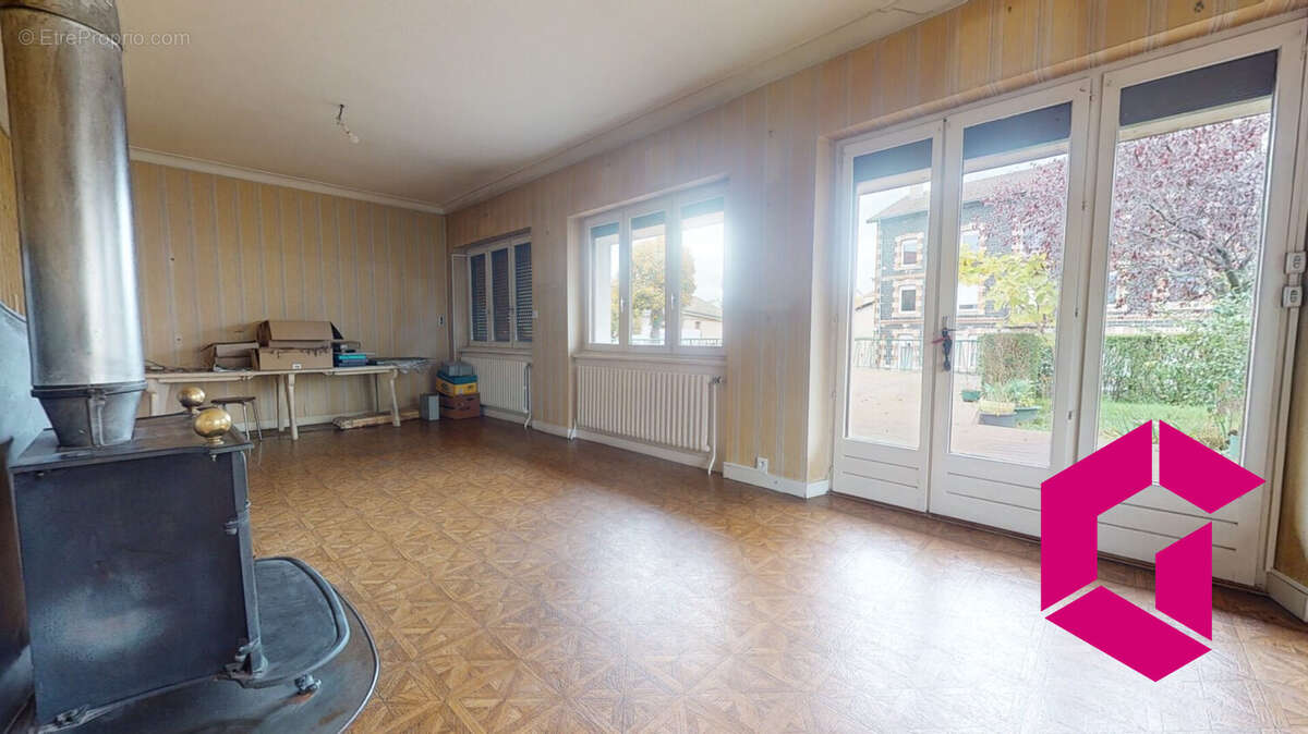 Maison à YSSINGEAUX