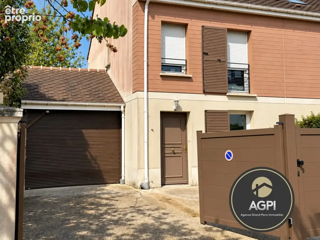 Maison avec garage à vendre