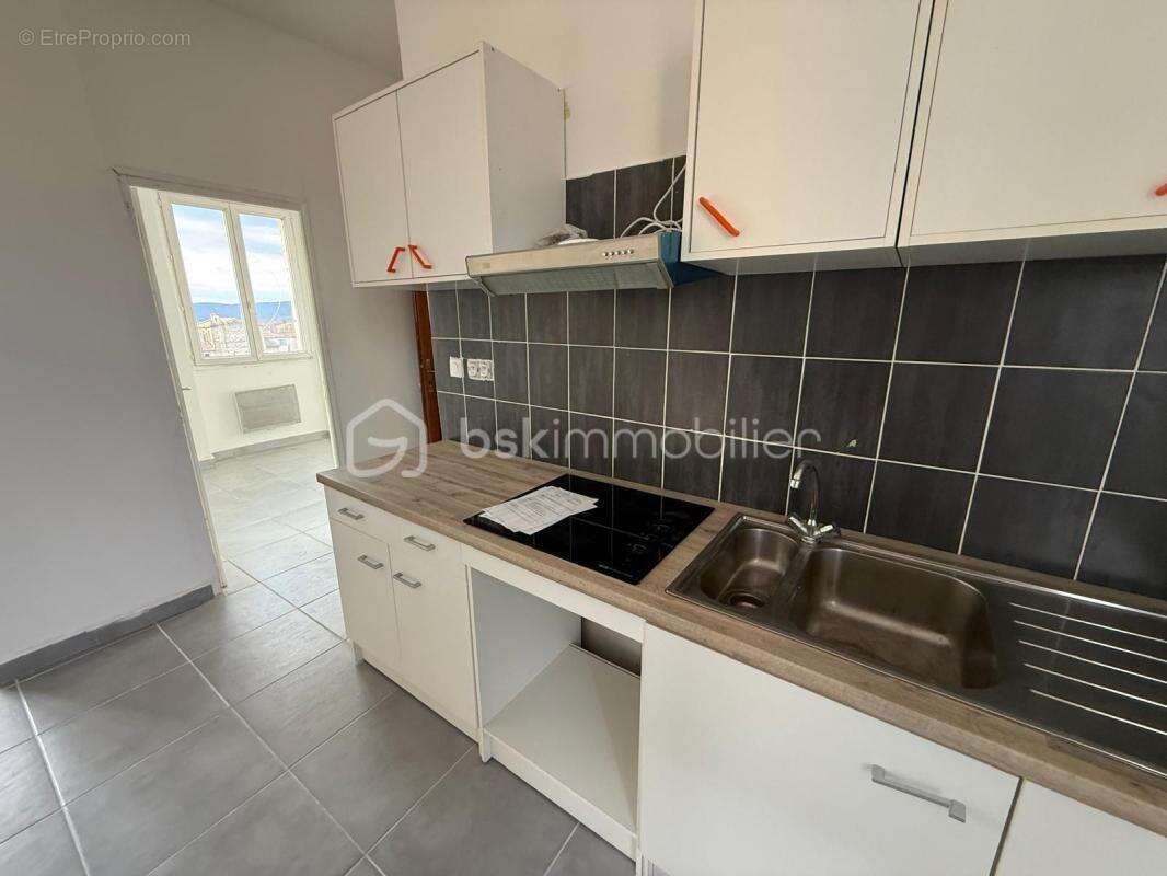 Appartement à PERTUIS