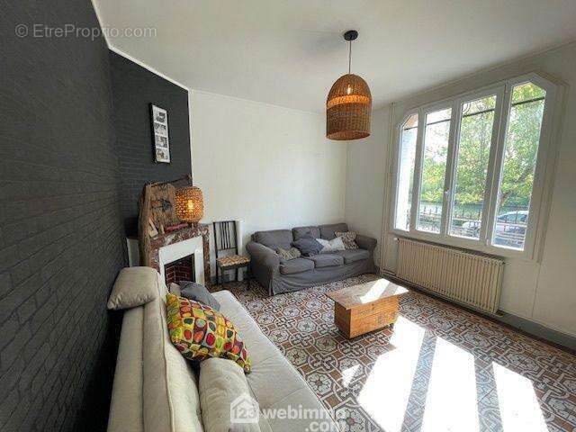 Maison à PONT-L'EVEQUE