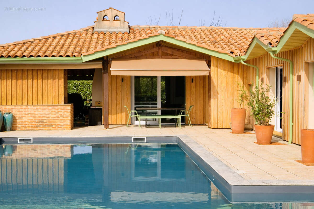 Maison à GUJAN-MESTRAS