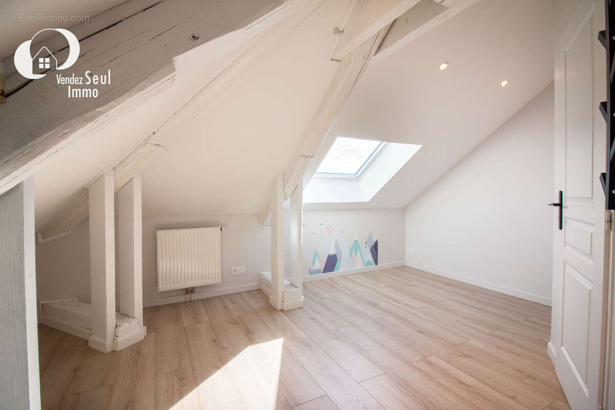 Appartement à GROISY