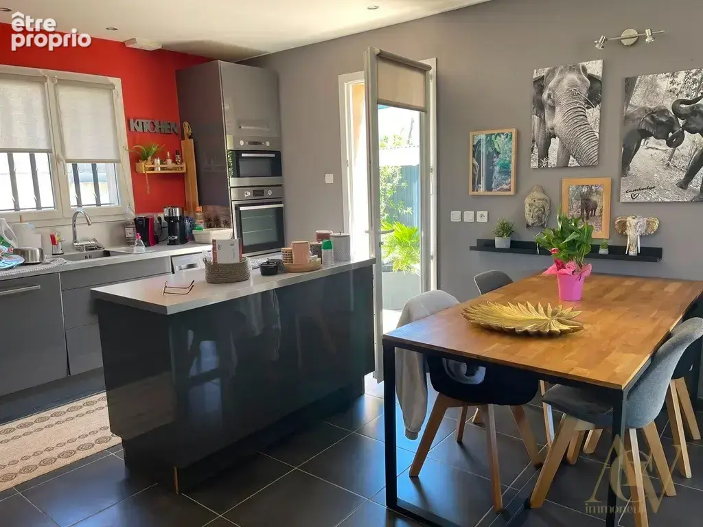 Superbe maison individuelle plain pied<br>avec piscine 3