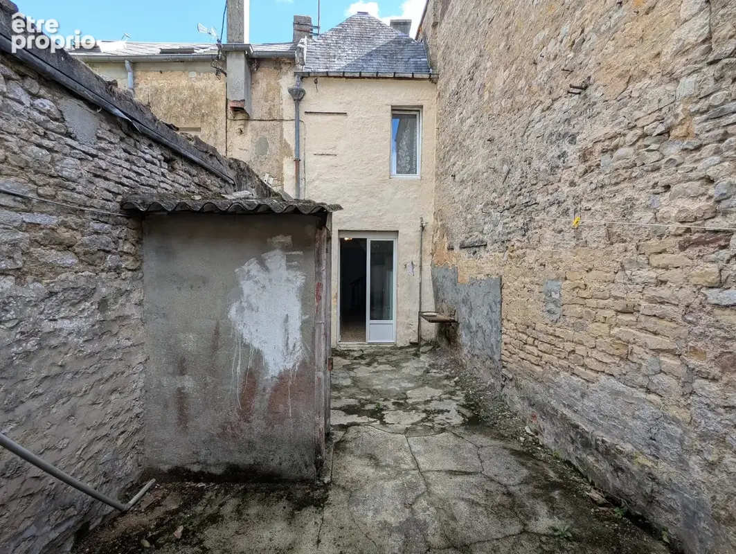 cour - Maison à ISIGNY-SUR-MER