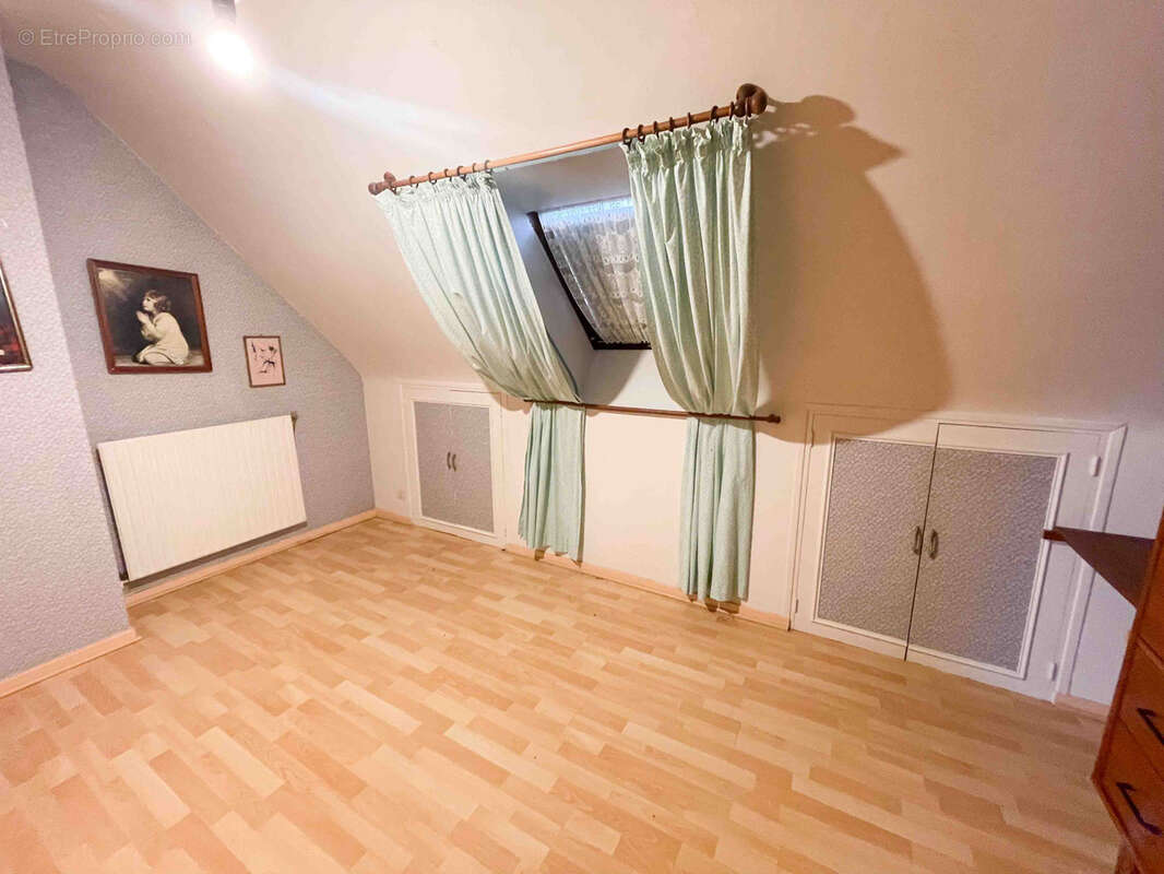 Maison à LOGONNA-DAOULAS