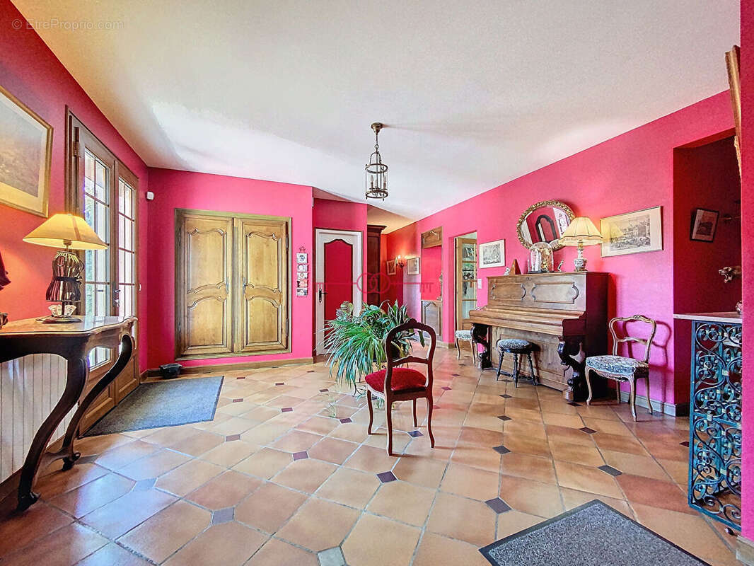 Maison à VILLE-SUR-TOURBE