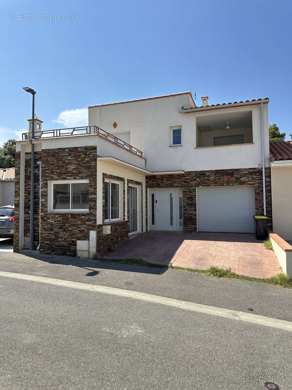 Maison 3 chambres, garage, sous-sol, terrasses - photo 2
