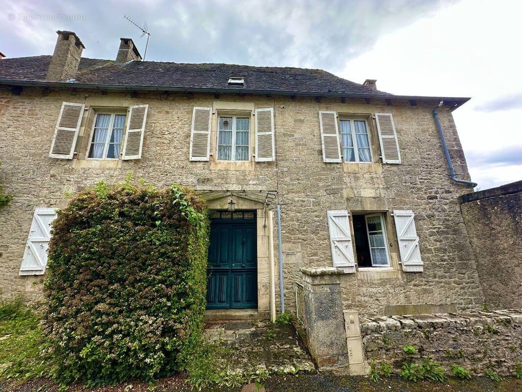 Maison à CRESSENSAC