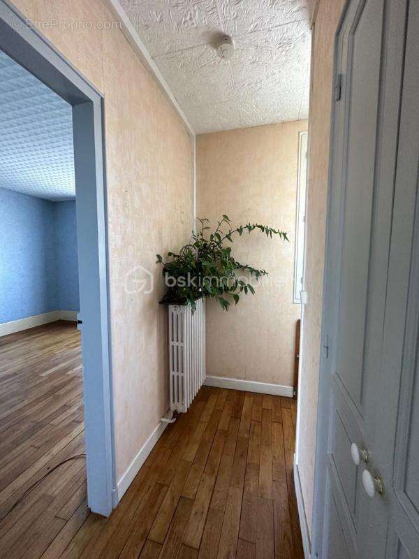 Maison à MONTEREAU-FAULT-YONNE