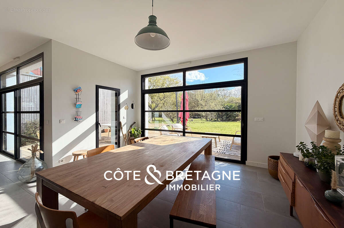 Maison à LE HEZO