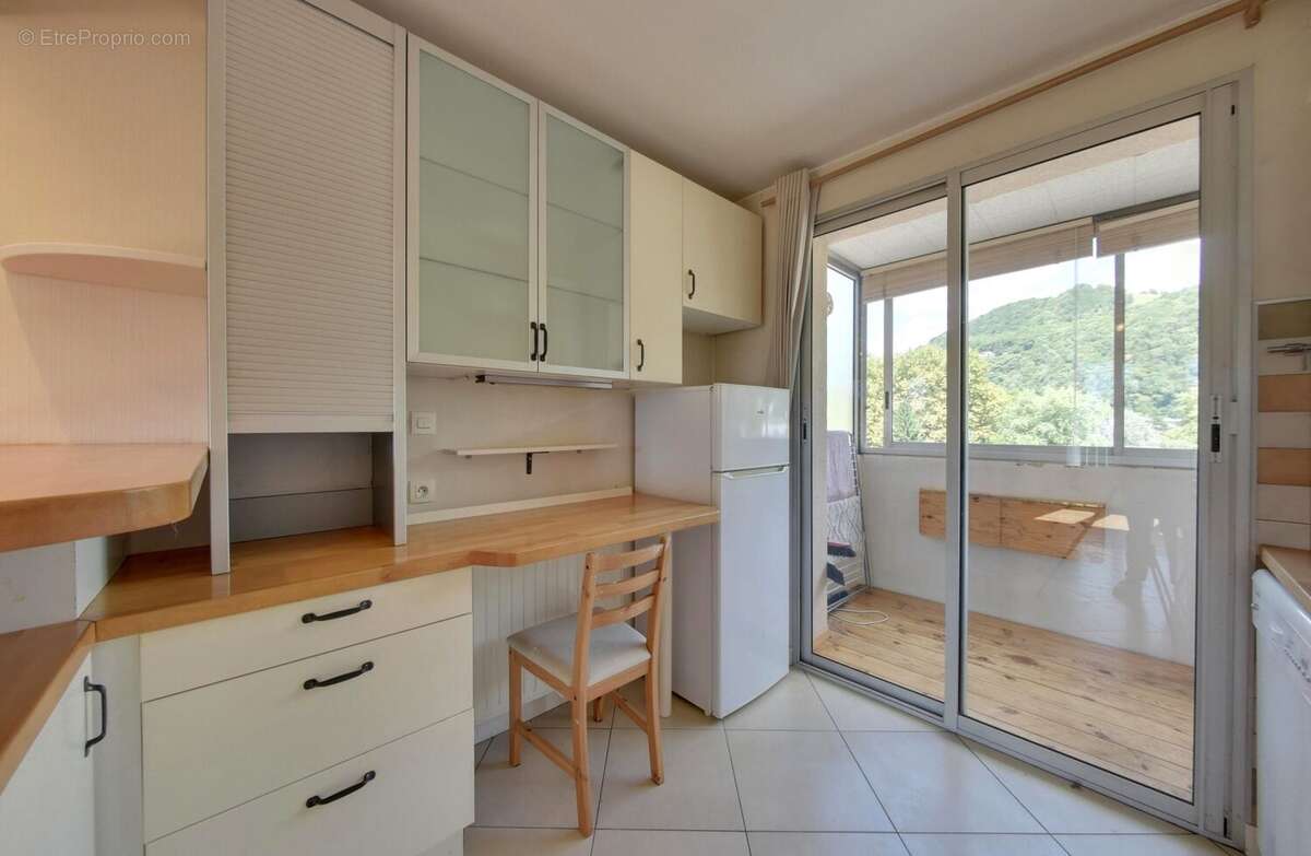 Appartement à SAINT-MARTIN-D&#039;HERES