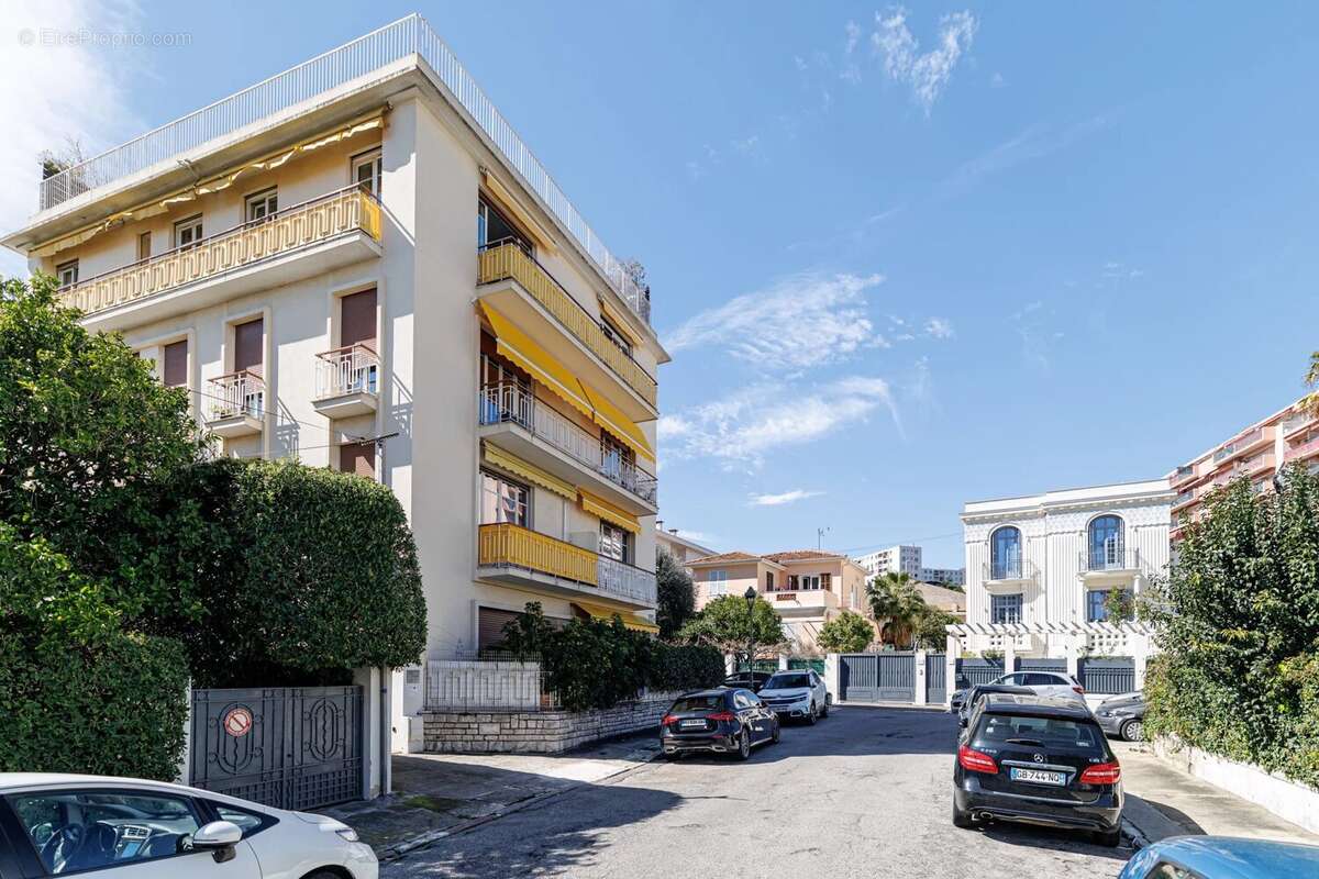 F5 nice - vue mer panoramique - toit terrasse - parc ferber - dernier étage - photo 26