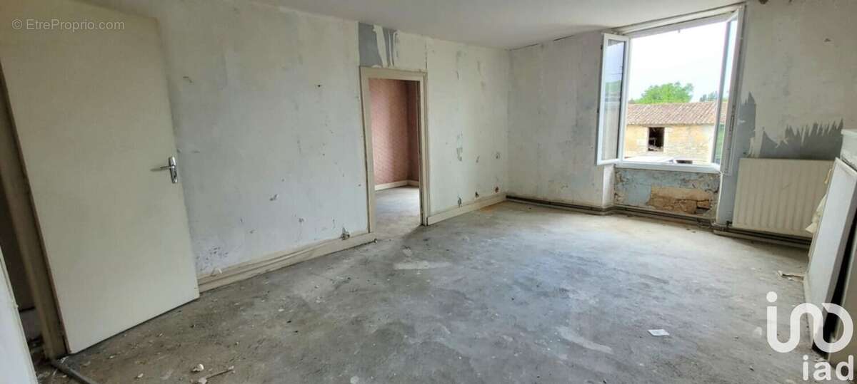 Photo 9 - Maison à GENCAY