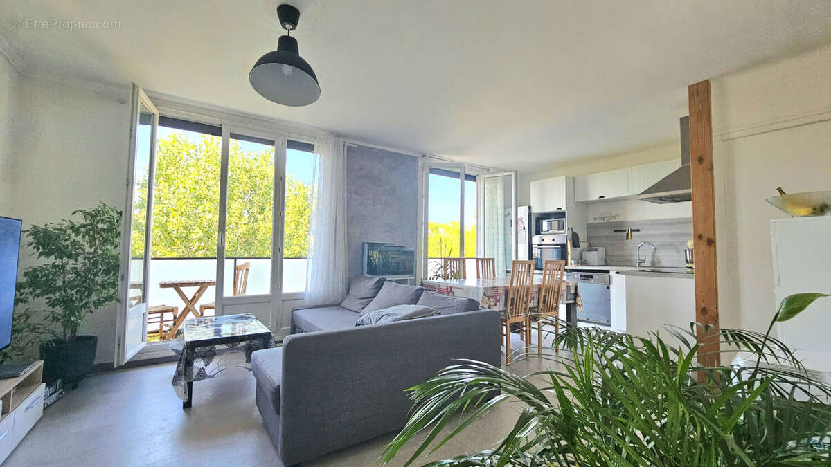 Appartement à FRONTIGNAN