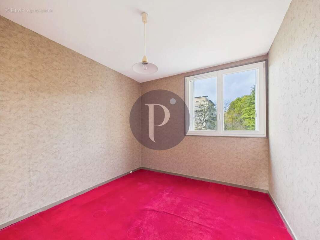 Appartement à LE PLESSIS-ROBINSON