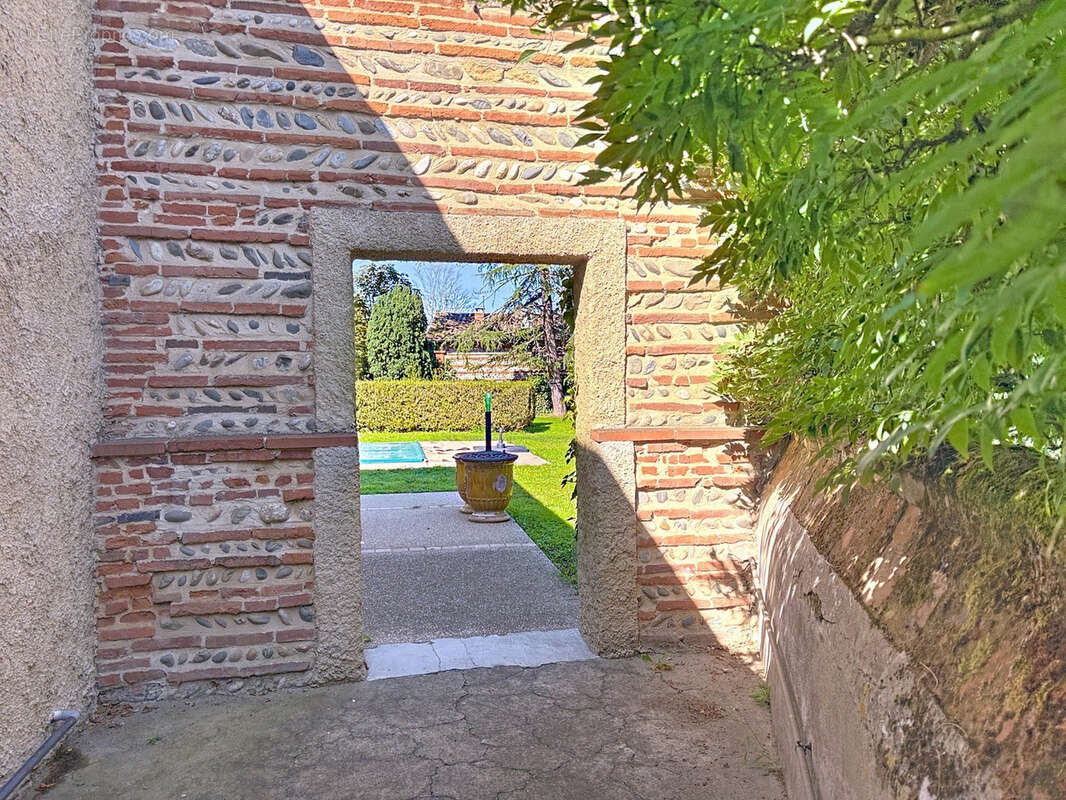 Maison à ROQUES