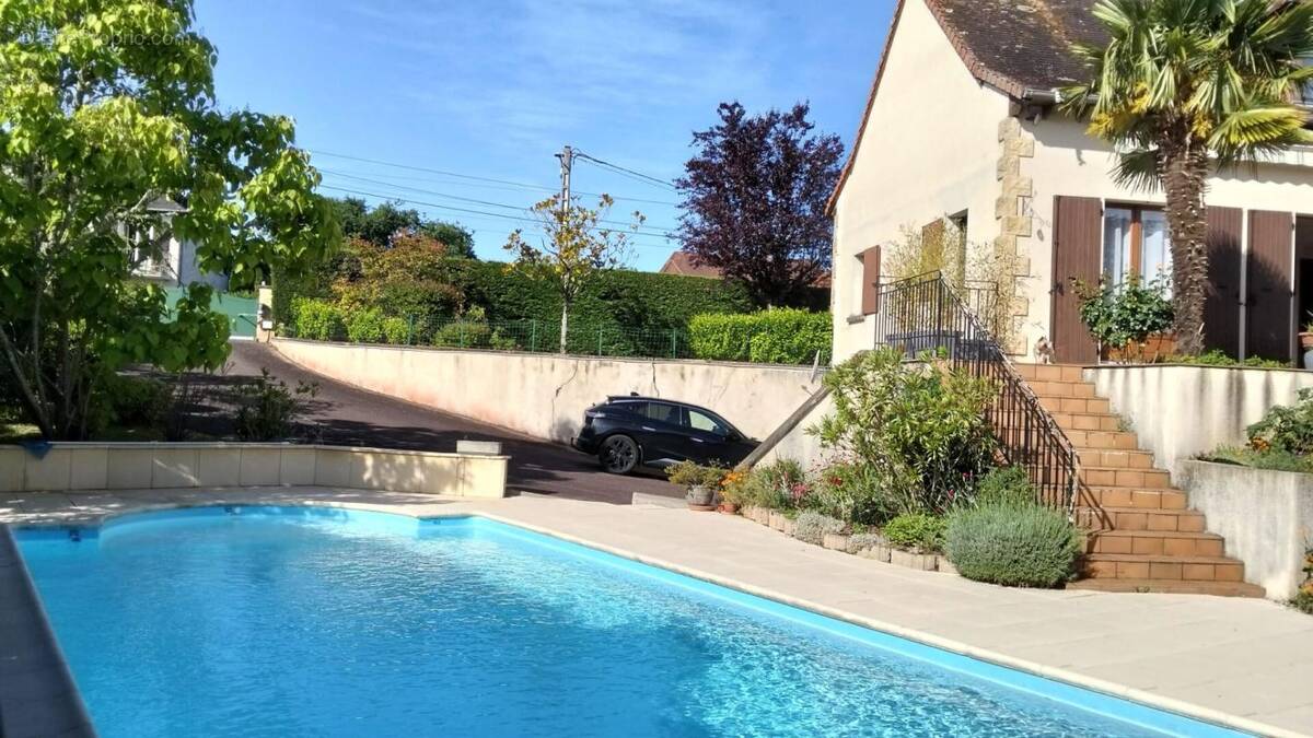 Maison à COSNAC