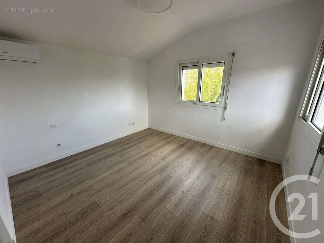 Maison 199 m² à Toulouse  - photo 16