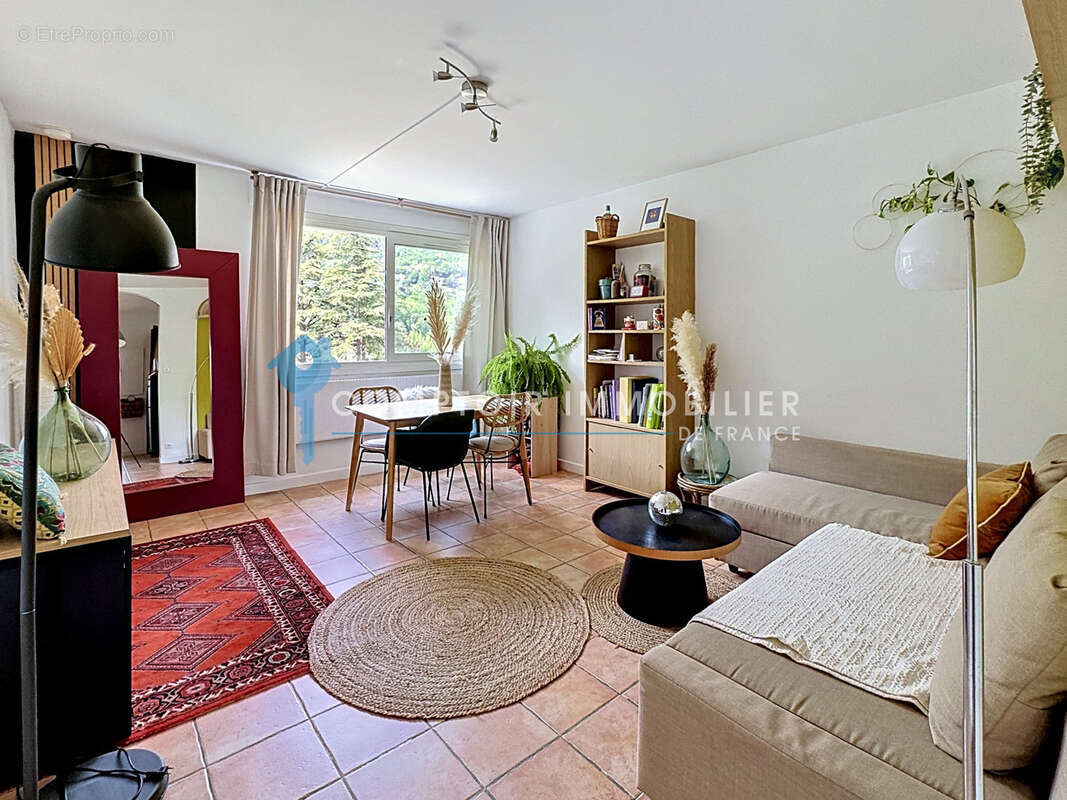 Appartement à SEYSSINET-PARISET