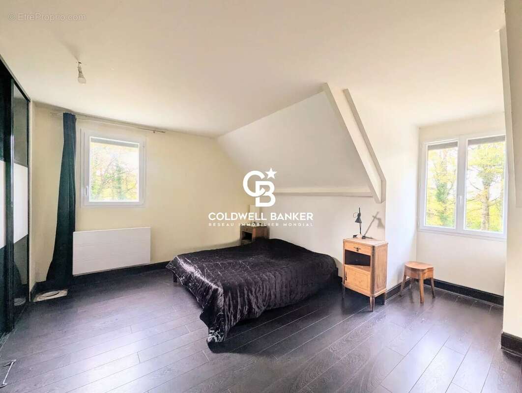 Maison à AZAY-SUR-CHER