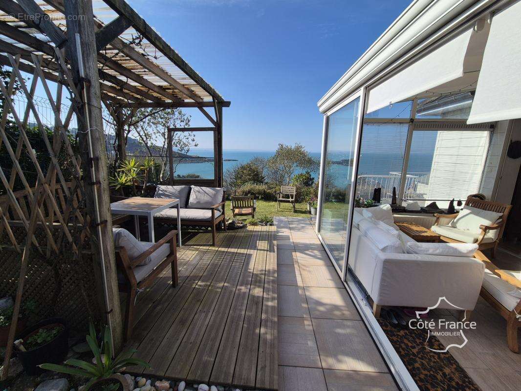 Maison à FERMANVILLE