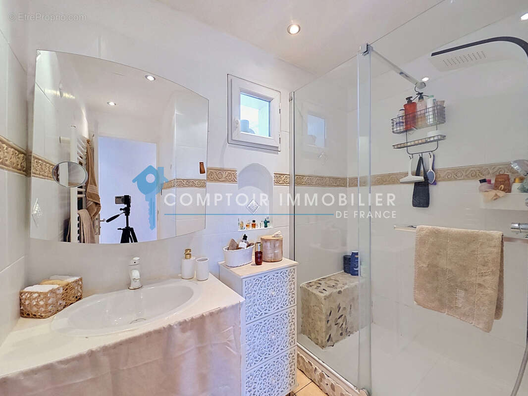 Appartement à GIERES