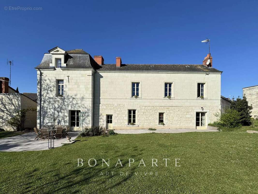 Varrains - propriété de charme avec gîte - photo 2