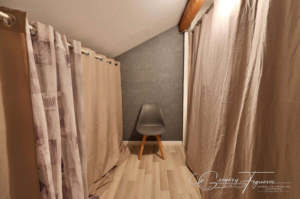 Châteauneuf – maison familiale 6 pièces – 4 chambres – vue dégagée – terrain 1 174 m² - photo 13