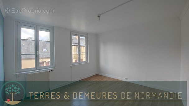 Maison à LONGUEVILLE-SUR-SCIE