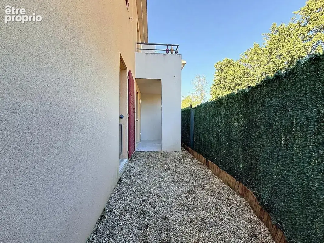 Montfavet - studio de 25m2 - terrasse jardin parking - photo 6