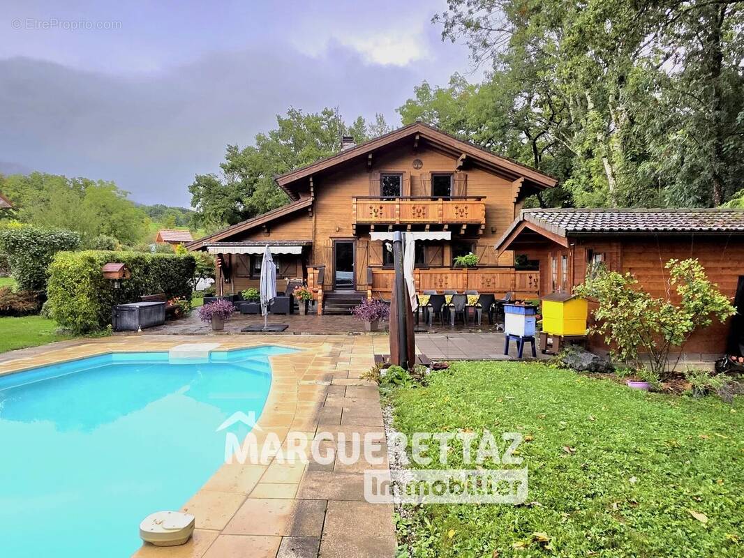 Maison à VIUZ-EN-SALLAZ