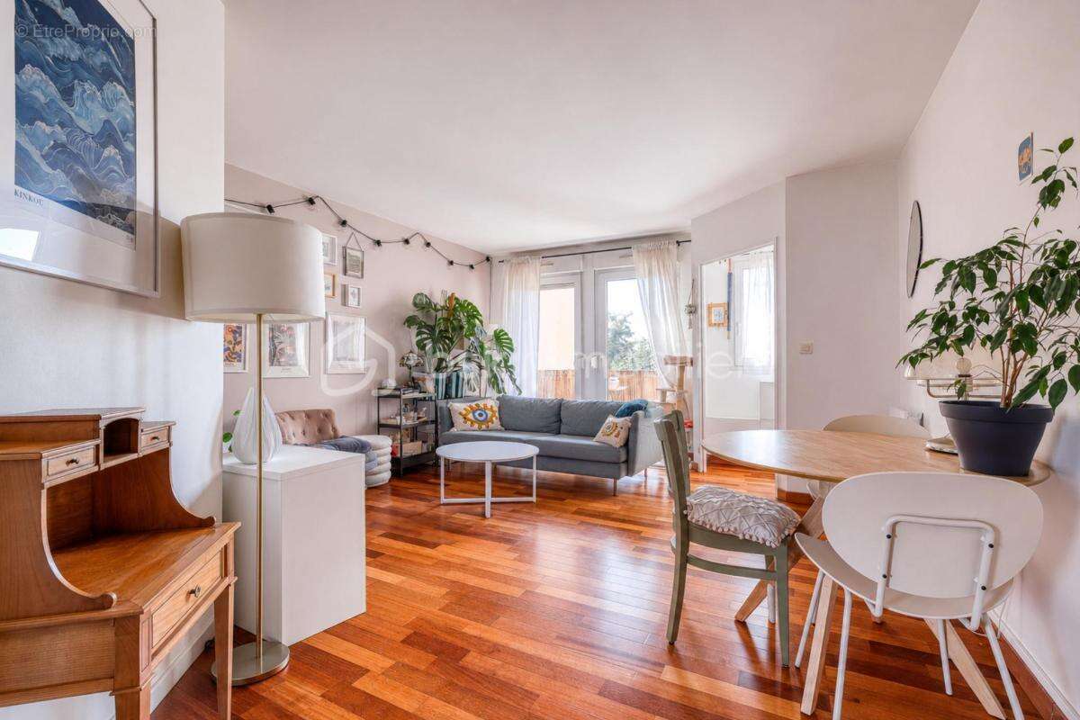 Duplex 3 pièces – 64 m² – 2 balcons – cave – parking - photo 4