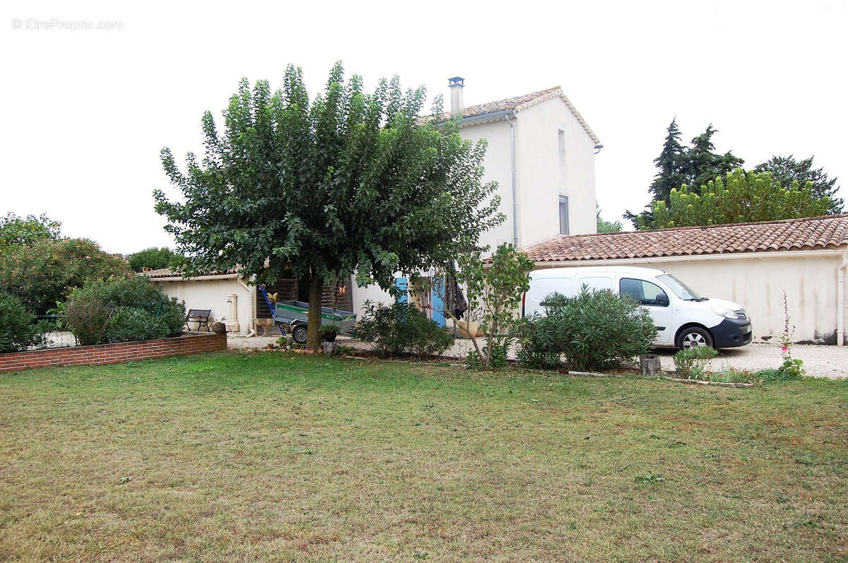 Mas en pierre 250 m2 sur 2000 m2 de terrain - photo 3