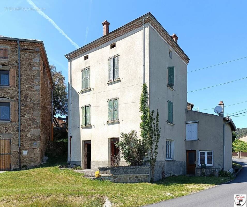 Maison à SAINT-FELICIEN