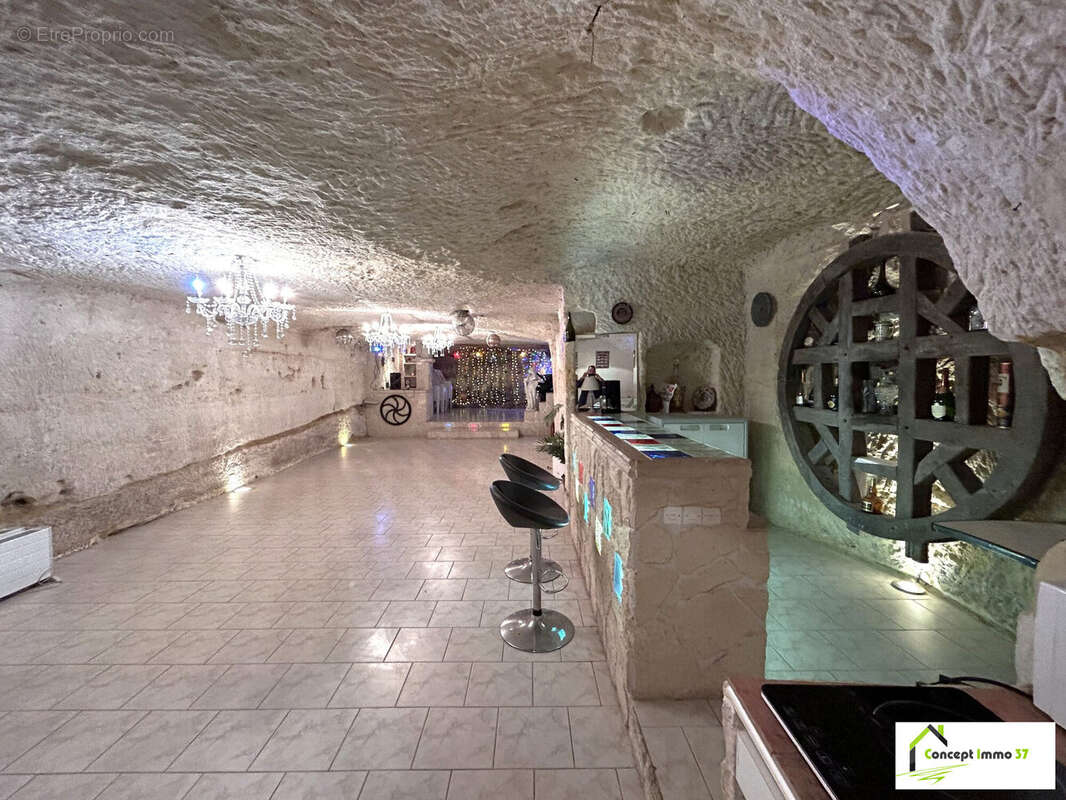 Maison à MONTLOUIS-SUR-LOIRE