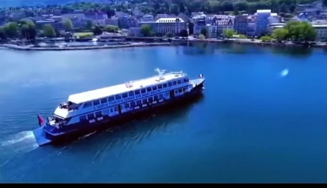 Commerce à THONON-LES-BAINS