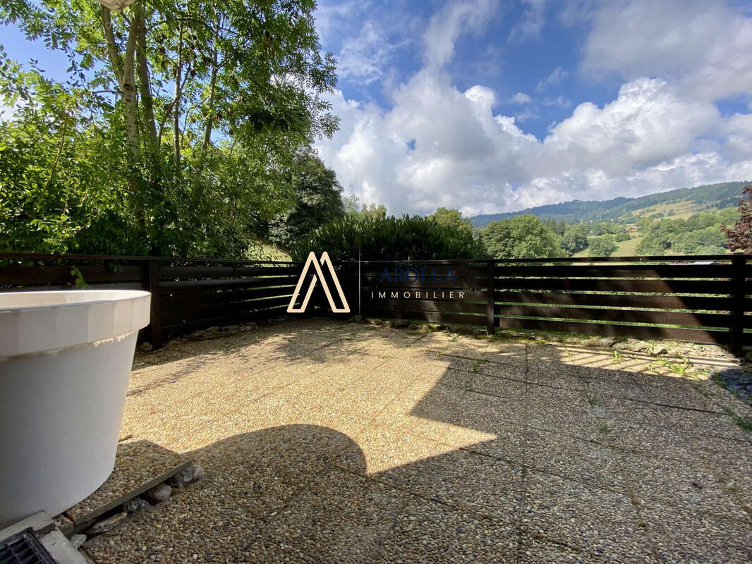 Appartement à DEMI-QUARTIER