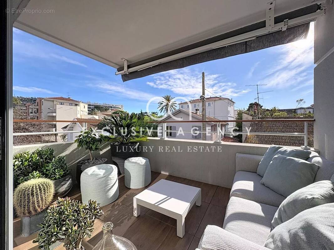 Appartement à CANNES