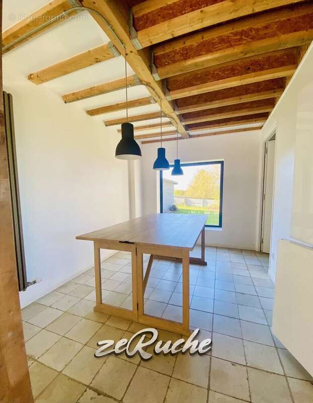 Maison à SAINT-PIERRE-DU-BU