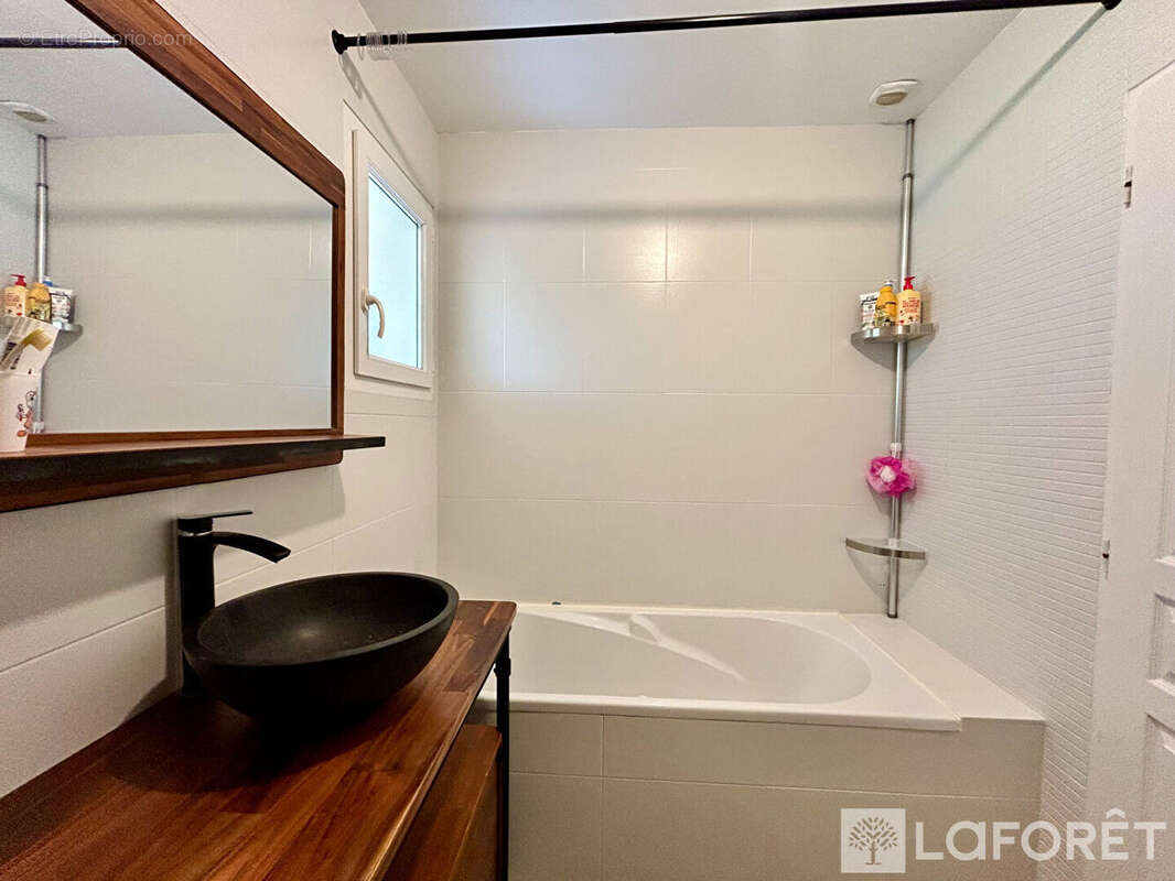 Maison à SAUGNACQ-ET-MURET