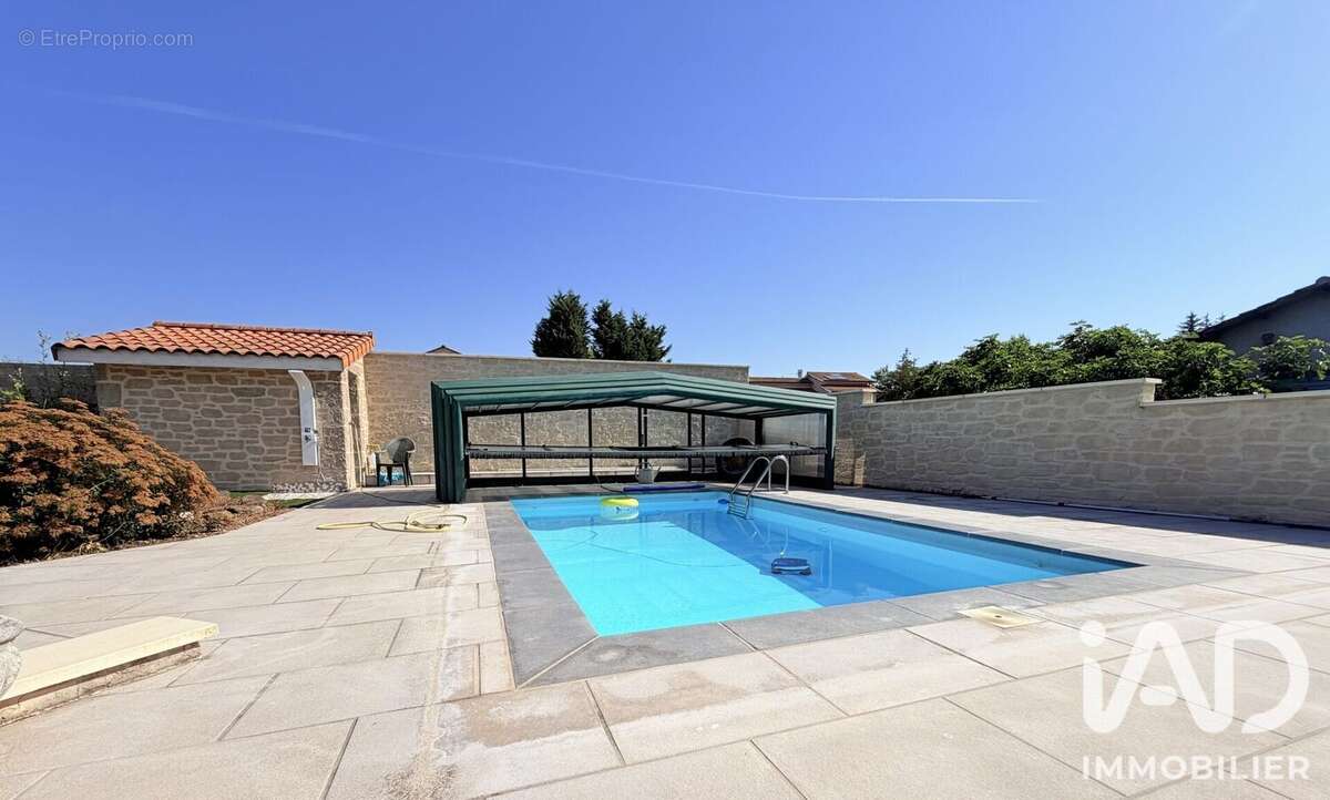 Photo 2 - Maison à ROUSSILLON