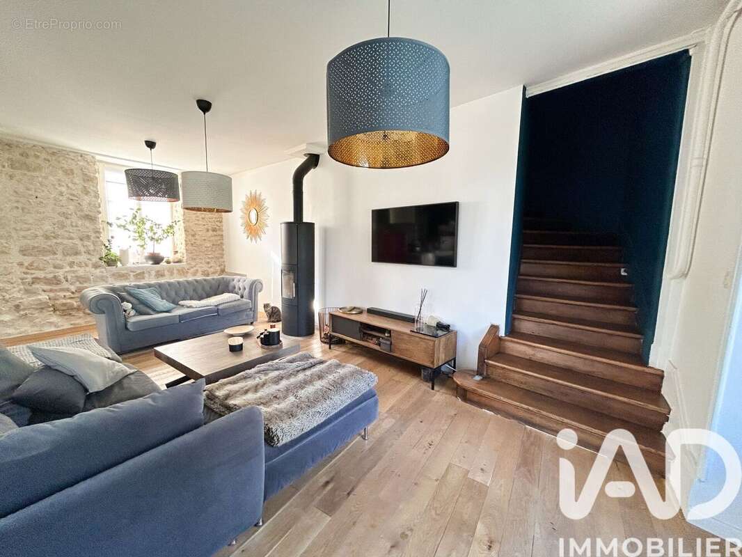 Maison 230 m² à Gironville-Sur-Essonne  - photo 7