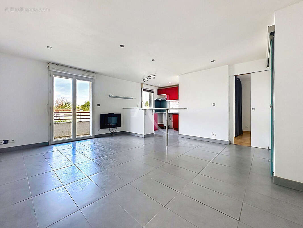 Appartement à FONBEAUZARD