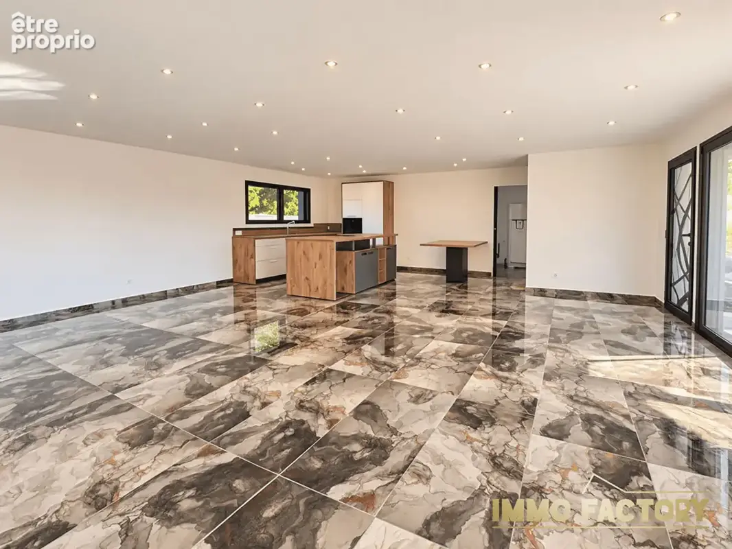 Maison de plain-pied 3 chambres garage piscine saint-alban-les-eaux - photo 3